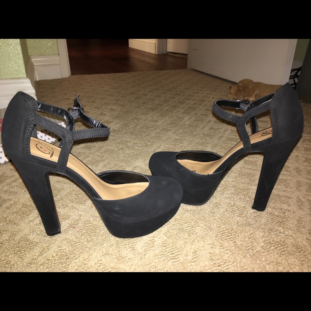 Black heels